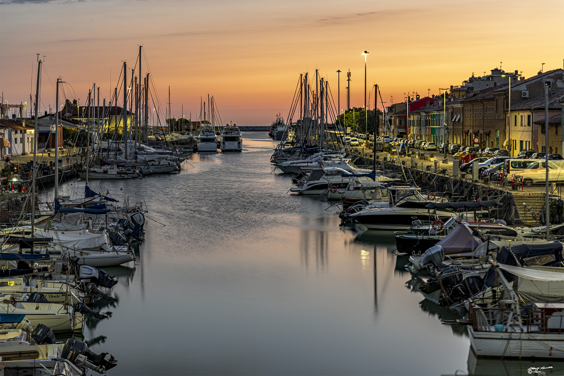 Alba nel Canale Porto di Pesaro..