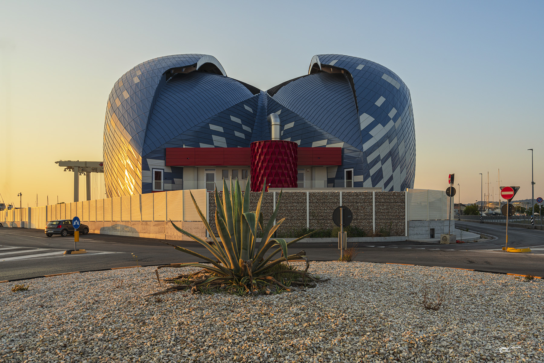 Cantiere portuale Rossini. Pesaro