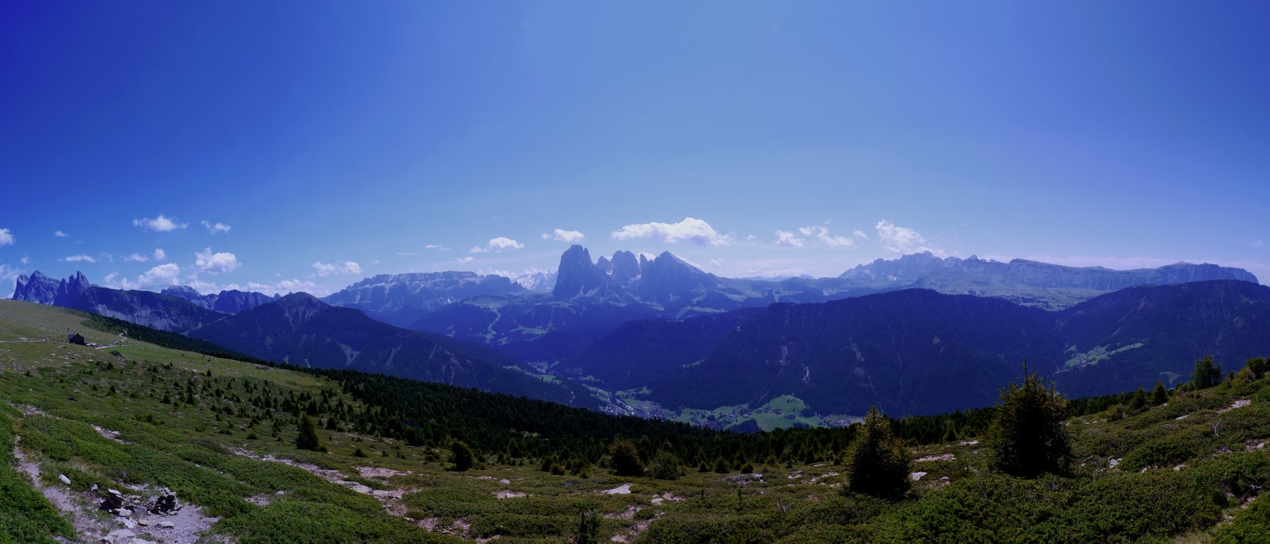 Panorama dall'Alpe Resciesa - Val Gardena