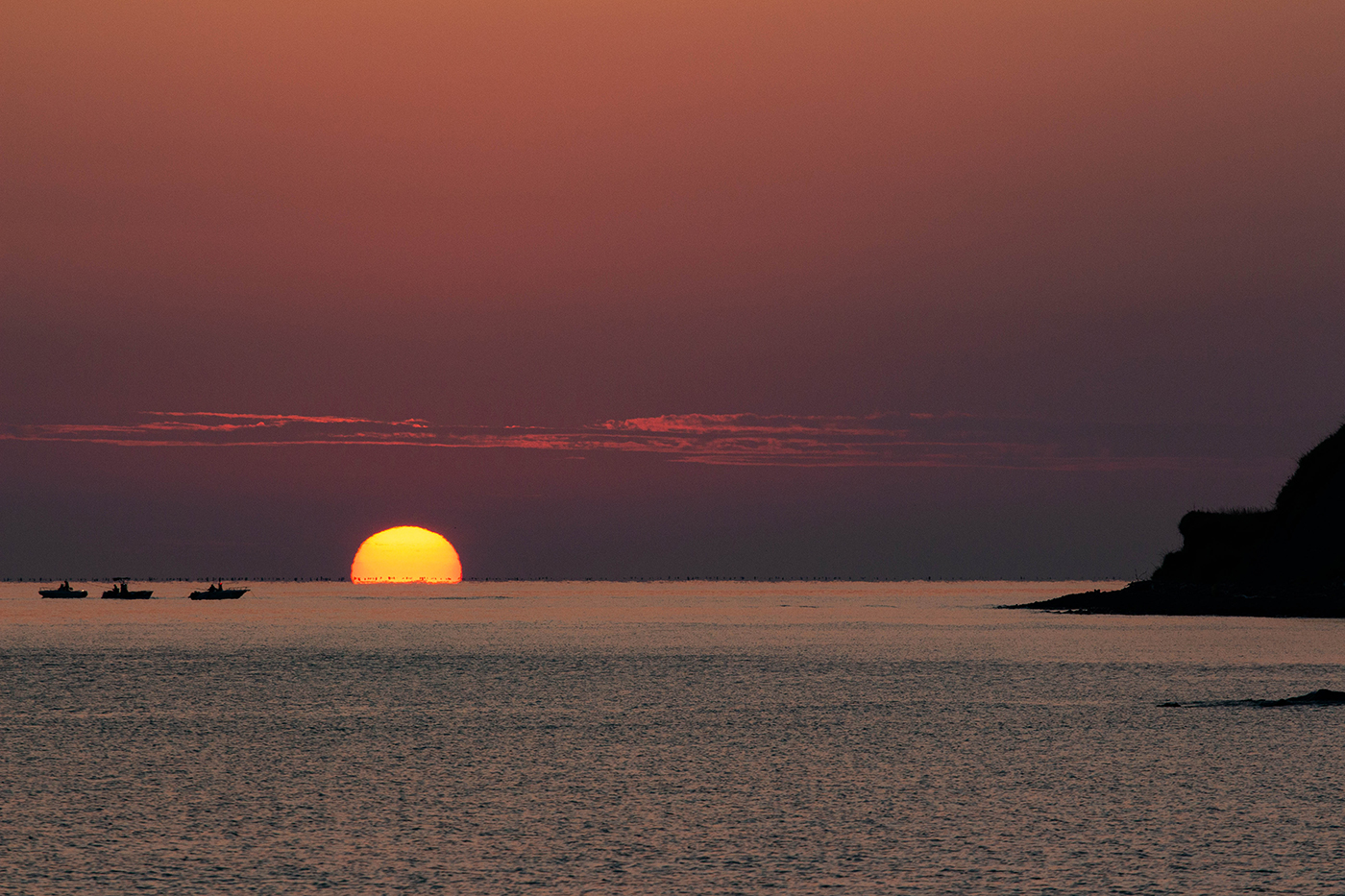 All'alba tra mare e monti