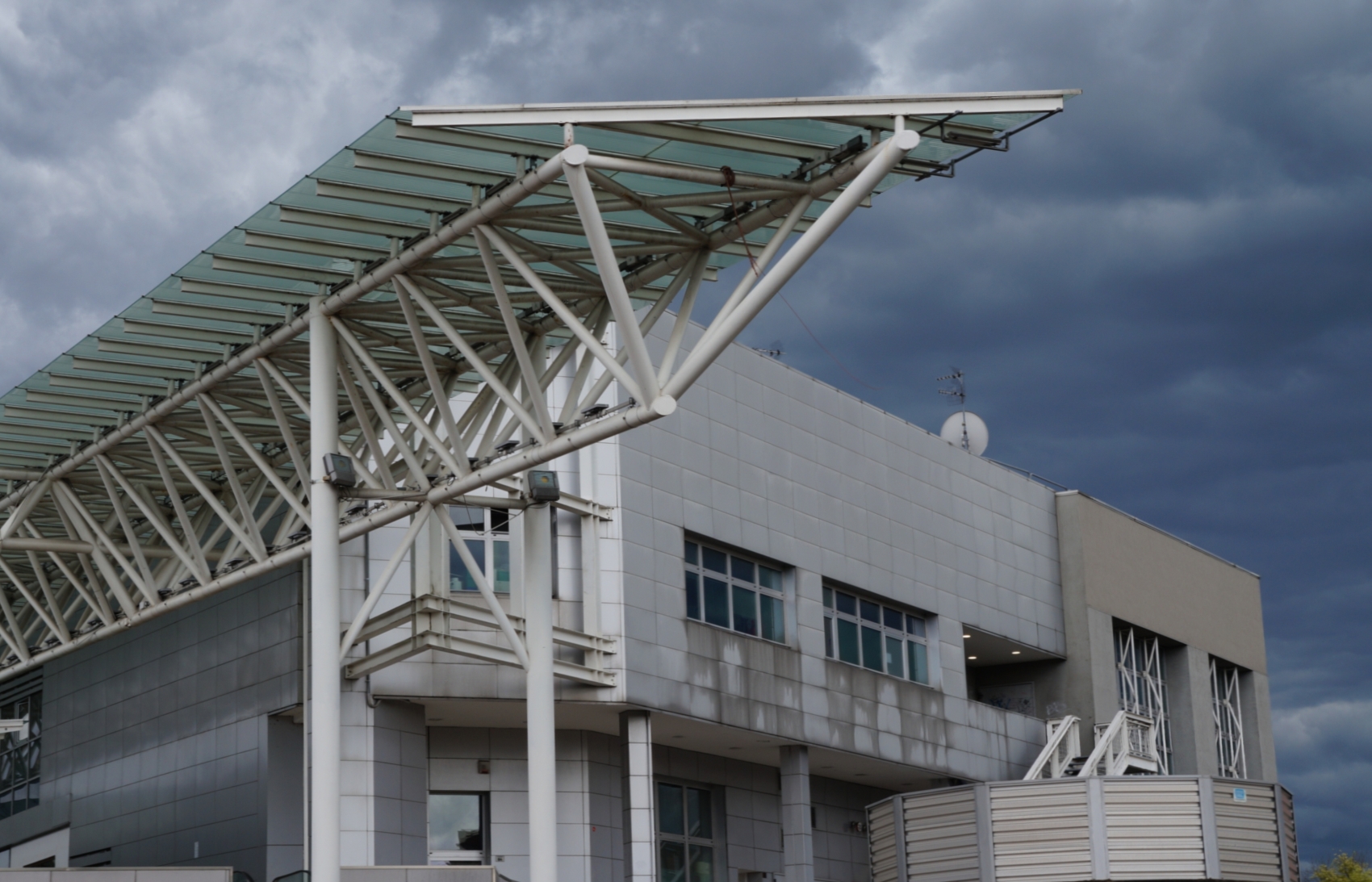 Nubi Minacciose in Meridiana