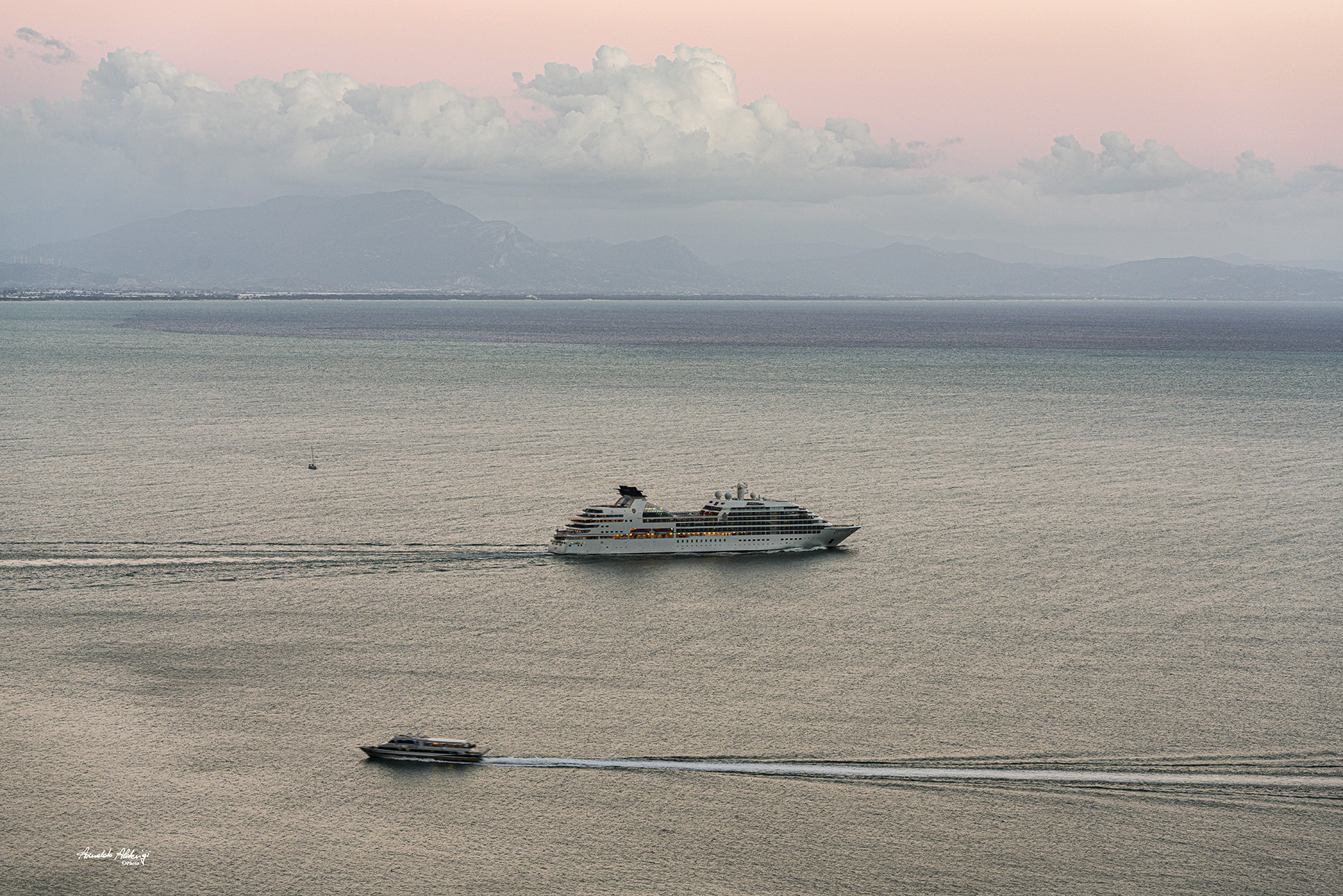 media- grande- piccola..