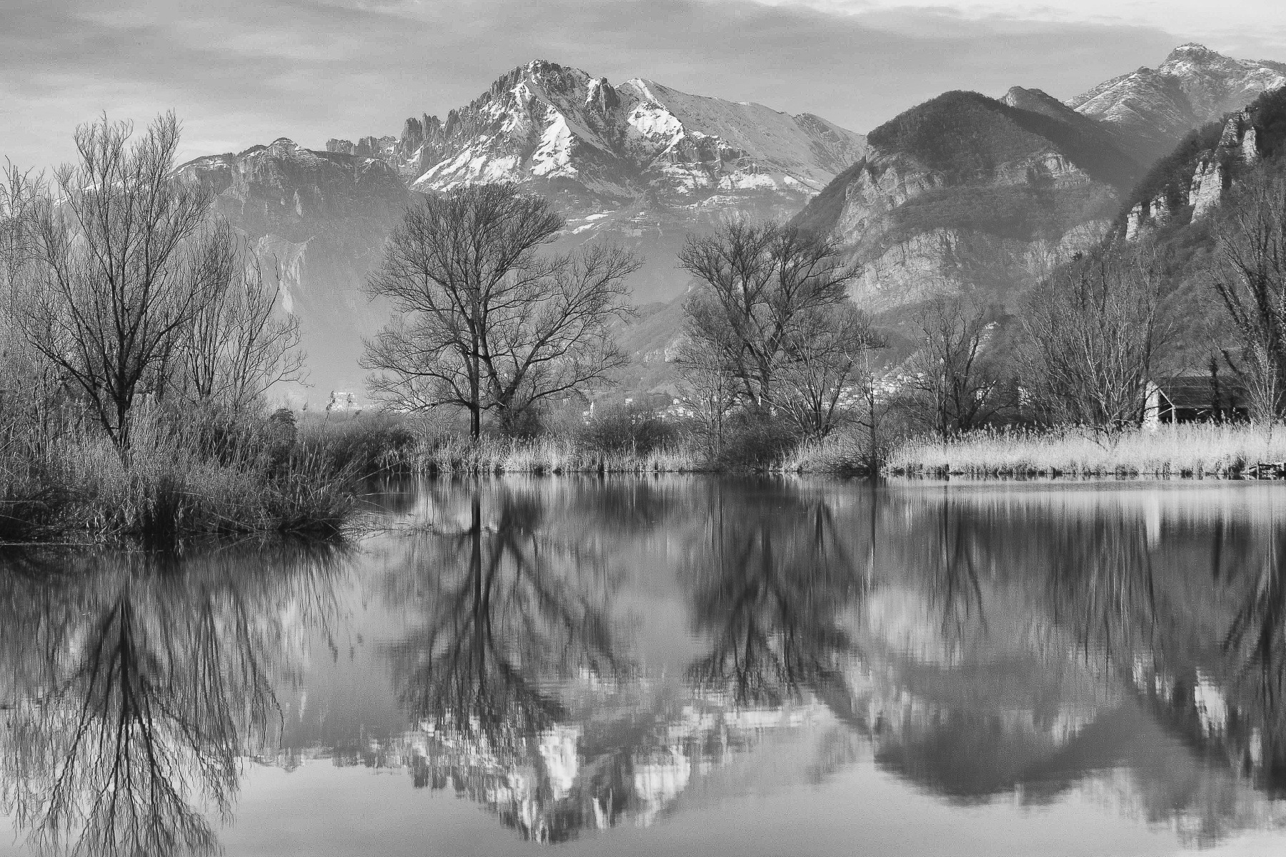 La Grigna si specchia