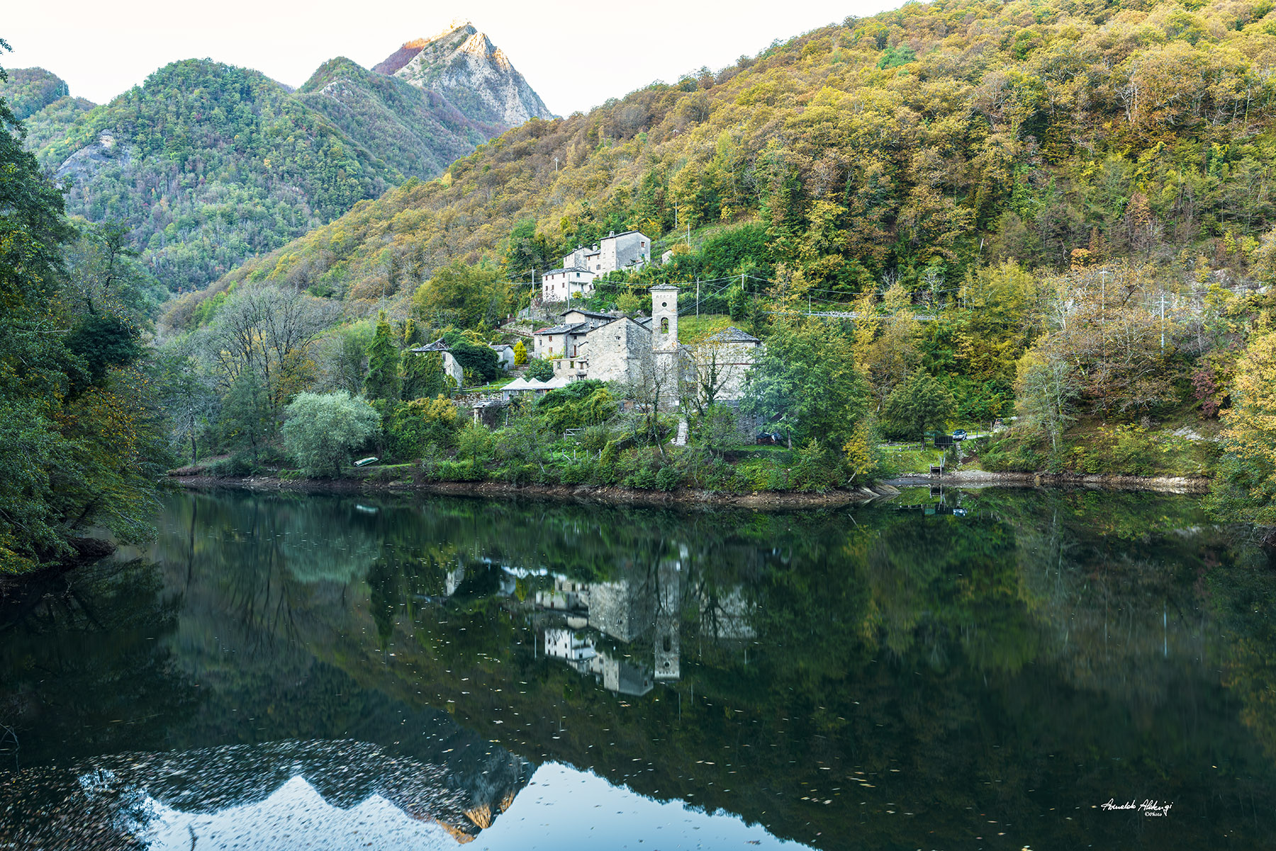 Riflessi al mattino 2.. Isola Santa 29-10-22