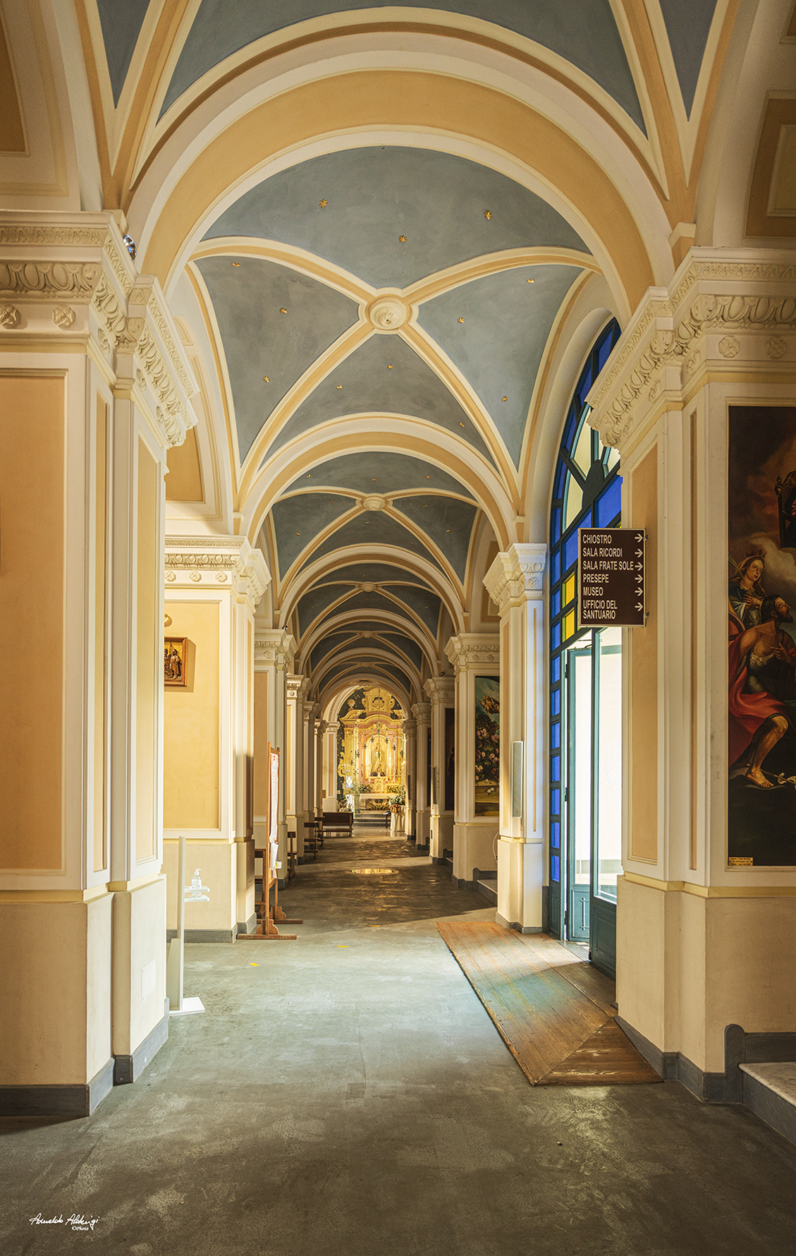 Chiesa di San Francesco e Sant'Antonio.Cava de'Tirreni.