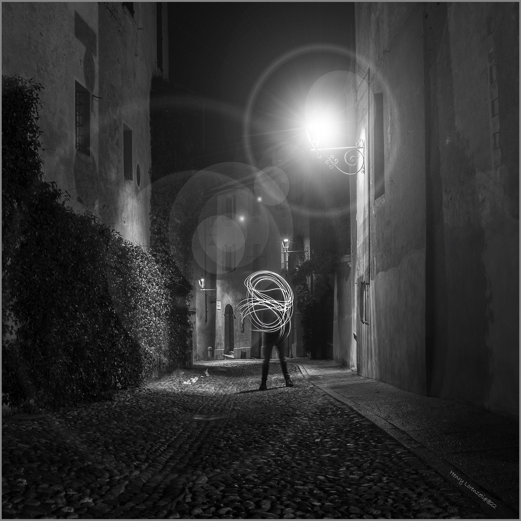 strane presenze nei vicoli....