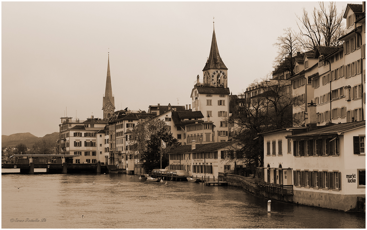 Zurich -  Lungofiume Limmat