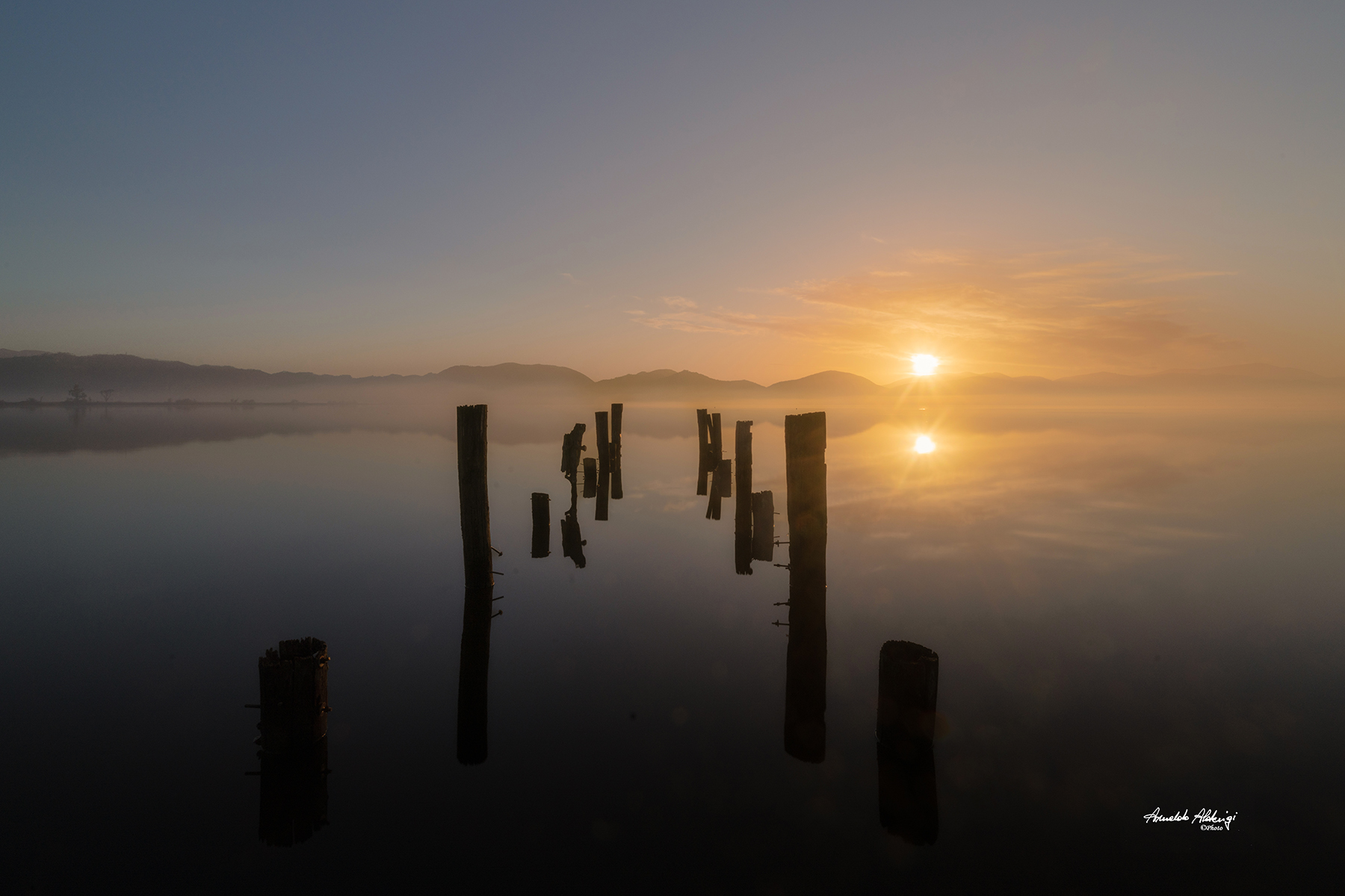 Lago Puccini all'alba..