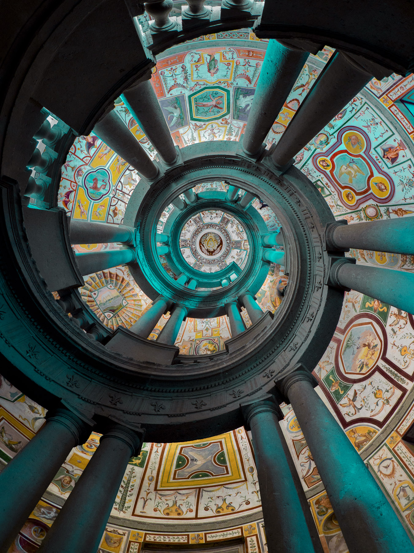 Scala a chiocciola Palazzo Farnese