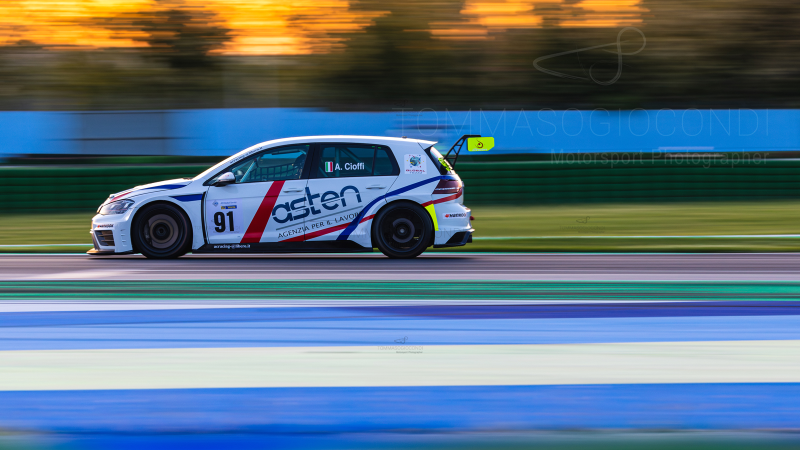 Volkswagen Golf al TCR Italy DSG 2023 a Misano