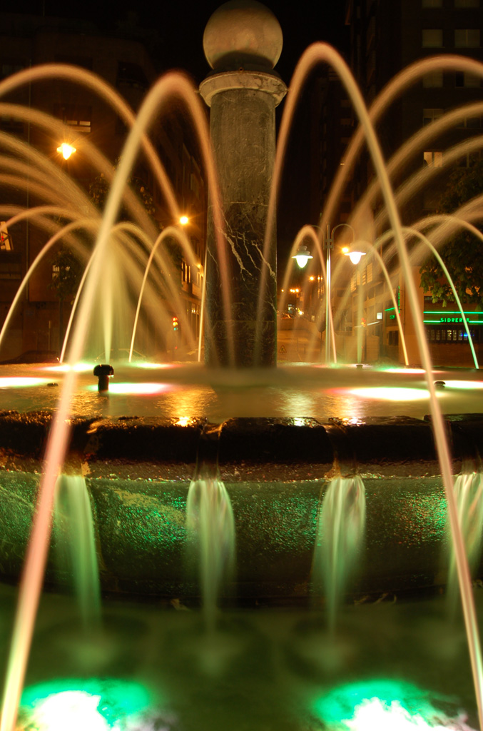 fontana notturna