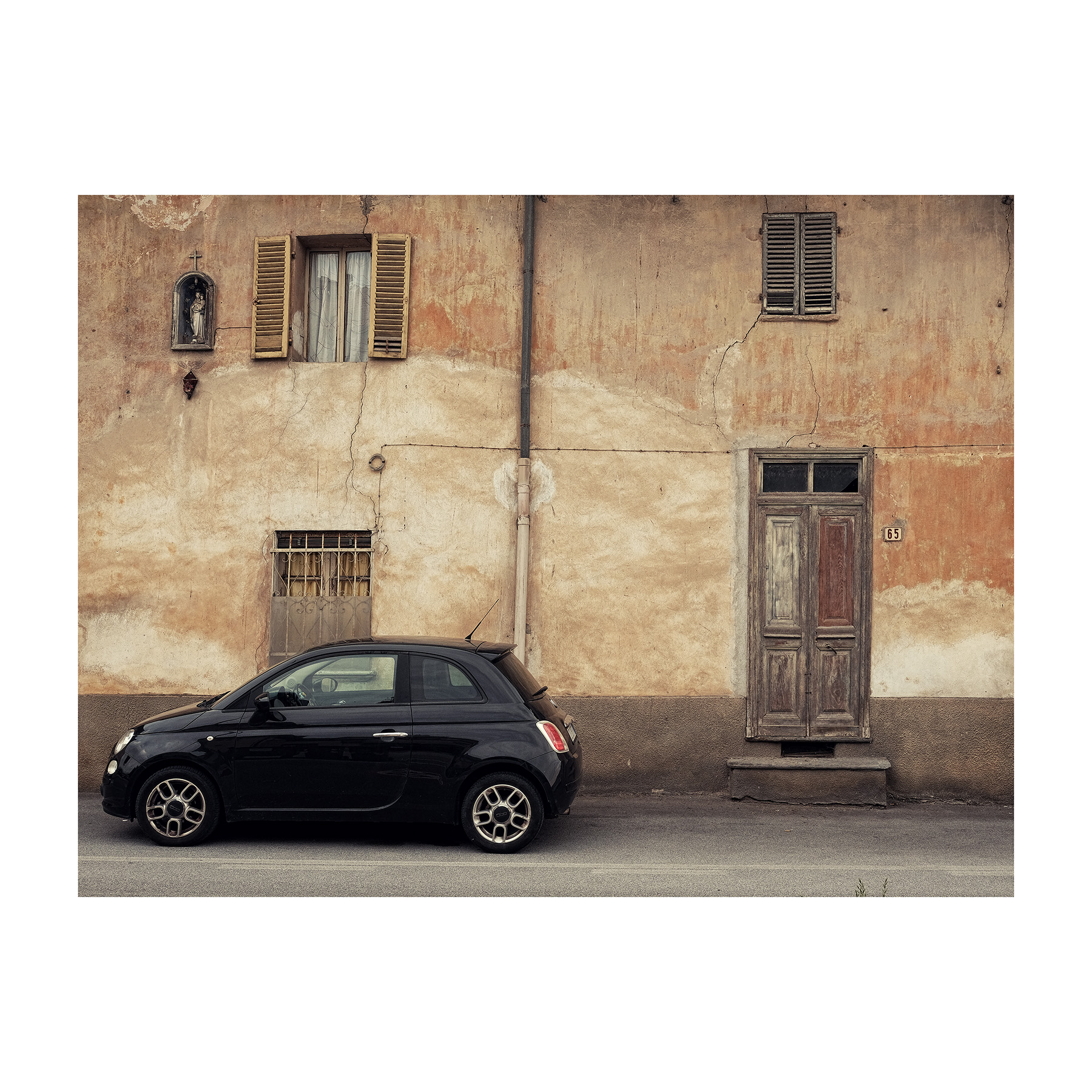 Dalla strada - Simboli