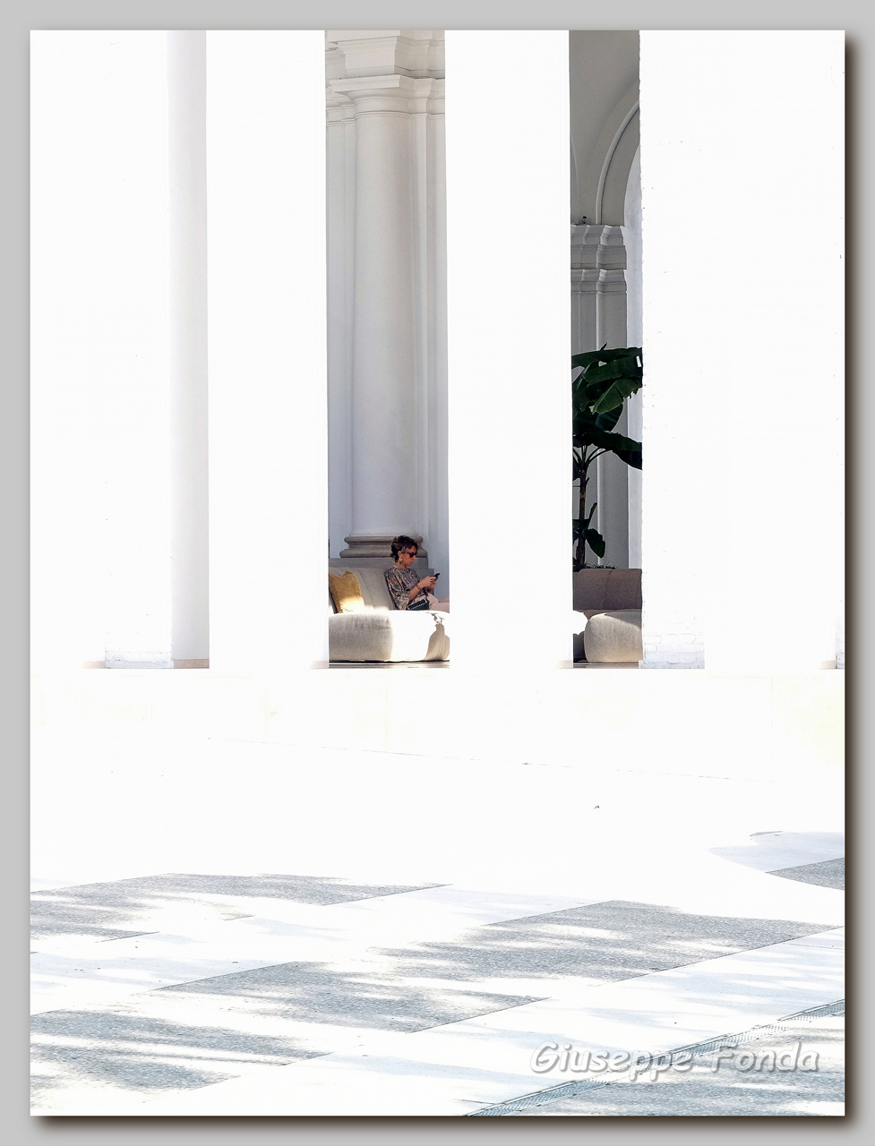 In bianco con un p� di colore