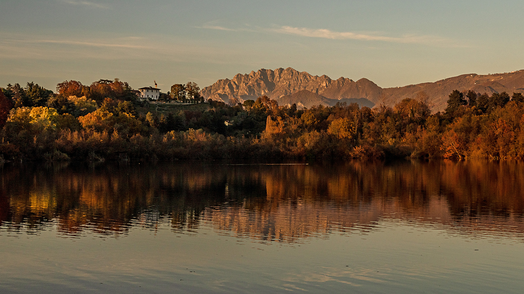 ai piedi del Resegone