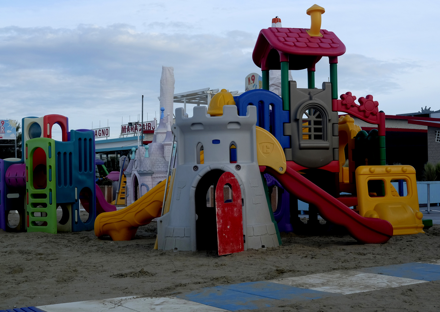 Inverno  parco giochi..