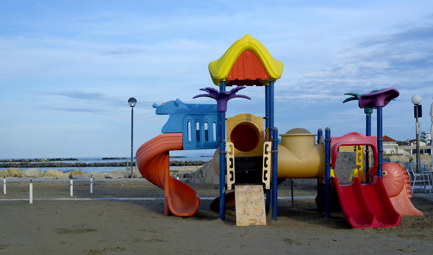 Inverno  parco giochi..