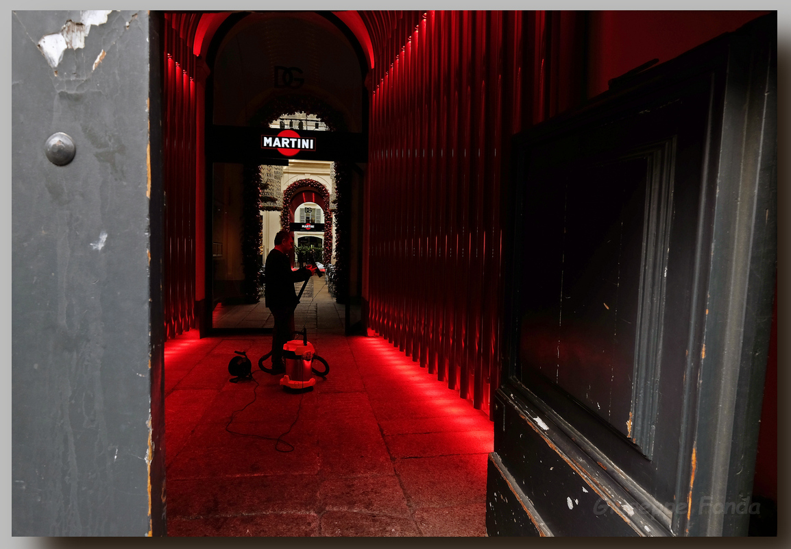 Profondo rosso..... nel rosso.