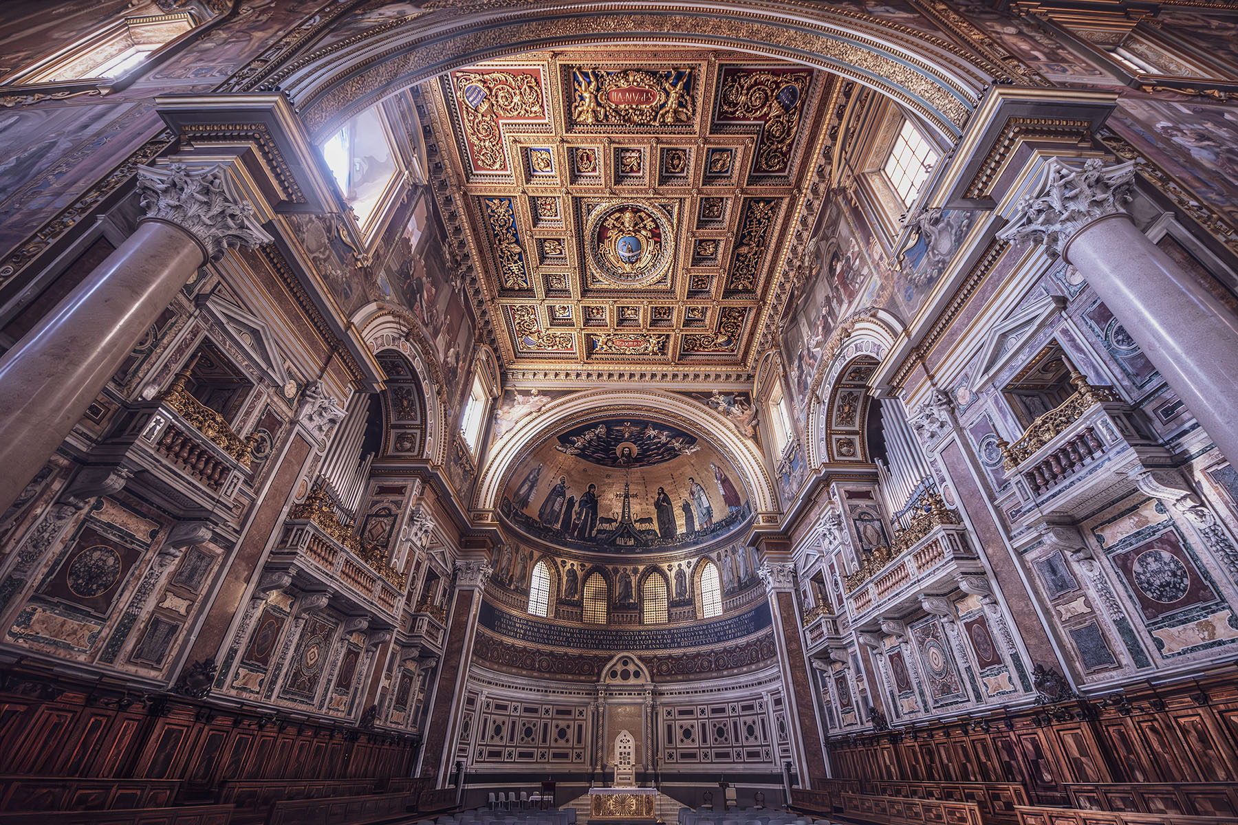 SanGiovanni_in_Laterano_RM_Giubileo_Mar2025_1