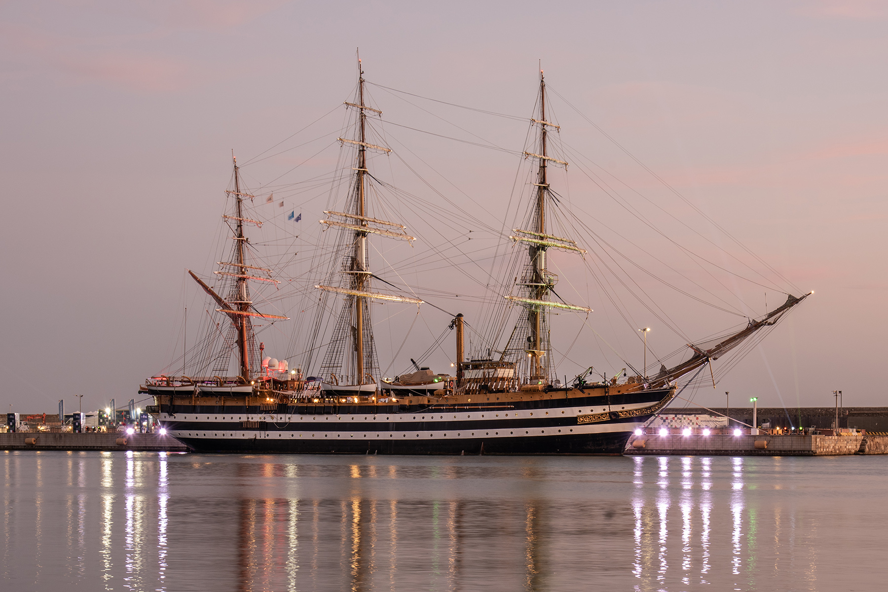 Civitavecchia_AmerigoVespucci_Mag2025_6