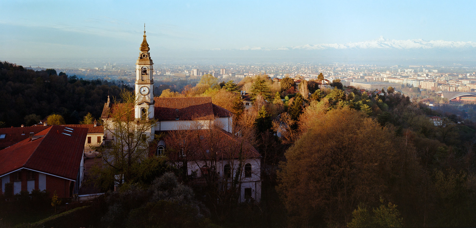 Intrepid 4x5 | Kodak Gold 200