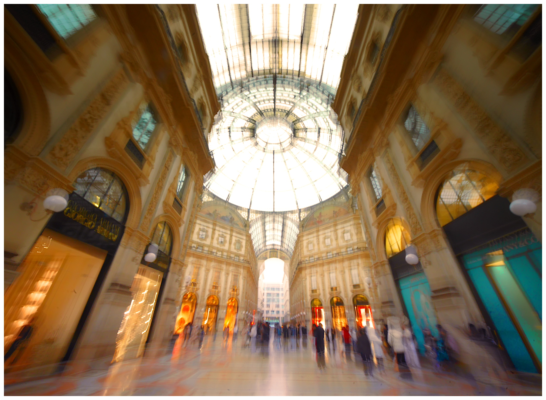 mosso creativo in galleria