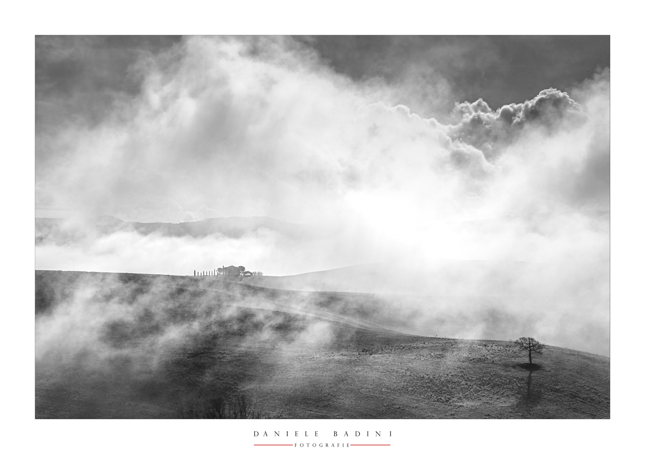nebbie in Val d'Orcia