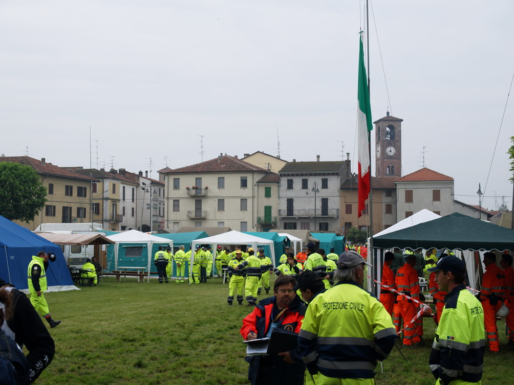 Esercitazione INSIEME 2006