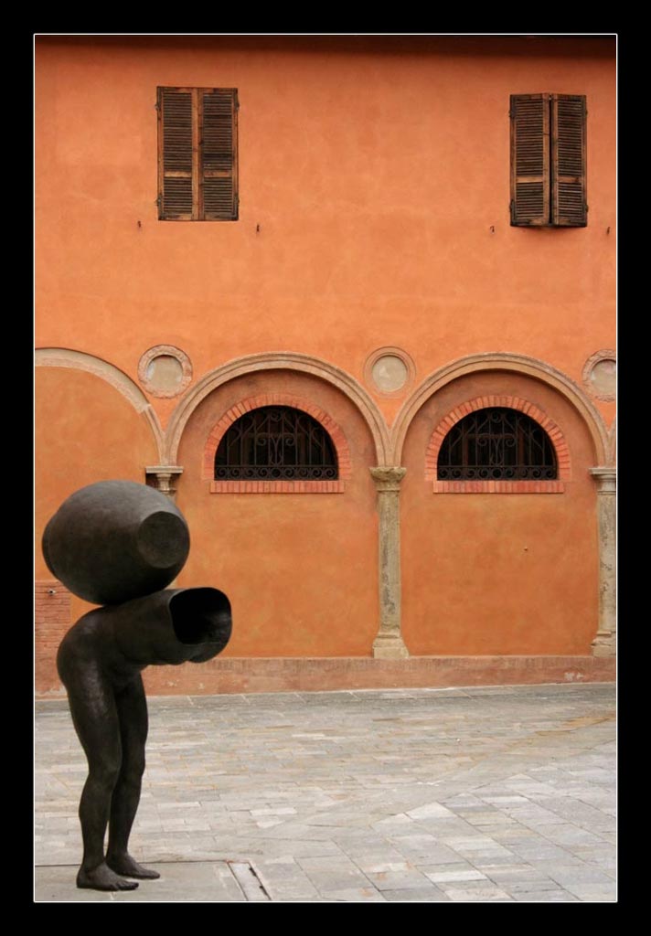 Emilia paranoica ...