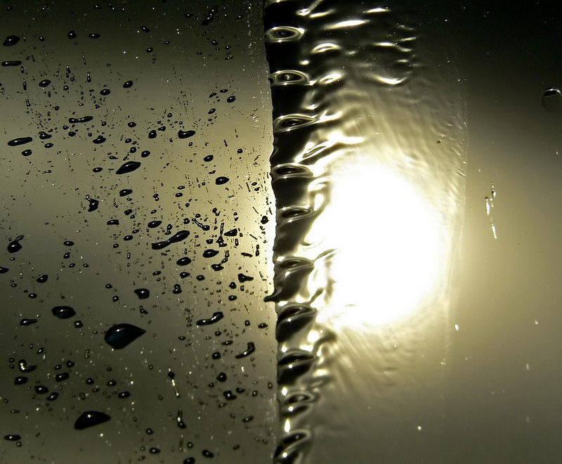 Composizione di acqua e luce