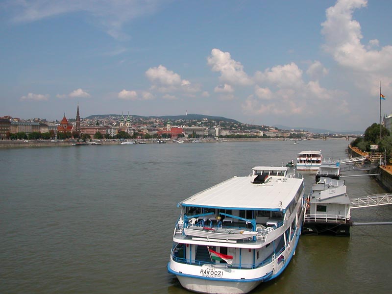 Budapest - battelli sul Danubio
