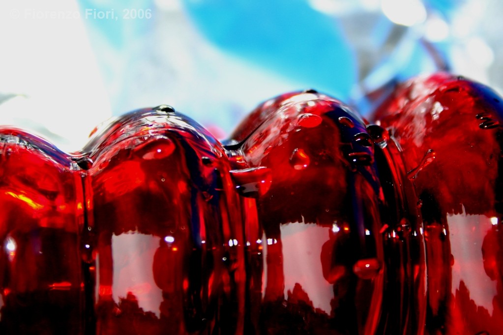 esperimento con vetri colorati e alluminio