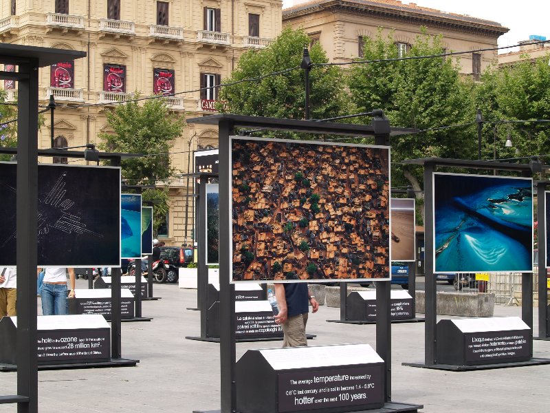 Mostra fotografica all'aperto.....a Palermo