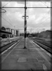 Foto vecchiotta, alla stazione di Perugia.
B/N automatico, contrasto aumentato, contorno sfumato nero.
(dato che avevo ancora il vetrino rotto ho passato circa 6 ore a eliminarne gli effetti sullo scatto in postwork)
Suggerimenti ben graditi