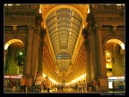 Soggetti originali richiedono titoli originali... ;)
Galleria Vittorio Emanuele in una notte di mezza estate.

Titolo rubato ad una canzone dei Dark Tranquillity.