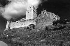 Ciao , questa foto alla rocca maggiore di Assisi l'ho scattata durante un week-end autunnale l'anno scorso ; vorrei dei vostri pareri e ulteriori consigli , grazie