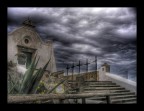 soccorso con il cielo in tempesta hdr soccorso con il cielo in tempesta hdr