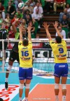 Volley: Hernandez contro il muro piazzato