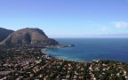 Mondello visuale da Montepellegrino Mondello visuale da Montepellegrino