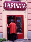 Genova: piazza Marsala, vecchia osteria, torte e farinate