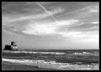 Scie nel cielo di Torre Astura Scie nel cielo di Torre Astura