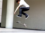 jumpin' skater
