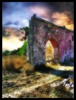 Ruderi ed atmosfere magiche! Libera interpretazione.