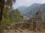 cosa c'è oltre il muro? cosa c'è oltre il muro?