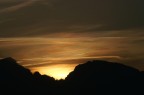 tramonto del 05/04/07 monti sopra Cortaccia (BZ) tramonto del 05/04/07 monti sopra Cortaccia (BZ)