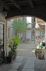 biciclette in cortile biciclette in cortile