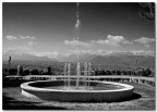 .... e dietro... la città. .... e dietro... la città.