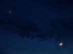 Una serata splendida, fresca, un p� umida. Una leggera brezza risolleva i corpi torturati dal caldo gi� estivo, mentre la luna e venere illuminano gli animi di tutti i sognatori che "perdono tempo" a guardarle... 
Che ne pensate? Commenti e critiche molto graditi.