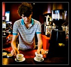 Un ragazzo di Vancouver che ci ha fatto un caffe` niente male :) mi ha stupito! e quindi gli dedico questo ritratto :)

commenti e critiche sono come al solito benvenuti