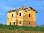 Vecchio casolare (Stazione Ferroviaria) Vecchio casolare (Stazione Ferroviaria)