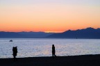 tramonto in riva al mare